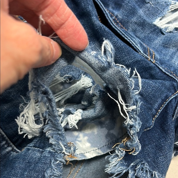 American Eagle Outfitters Women's Dark Blue Ripped Jean Shorts - Picture 17 of 17